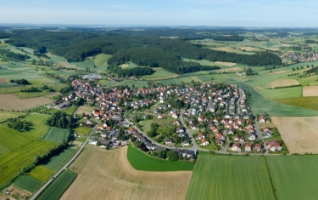 Bild - Luftbild östl Asbacher Weg.jpg
